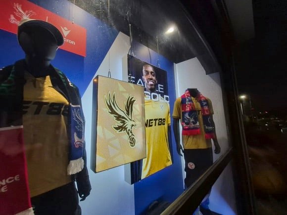 Crystal Palace shop/Colin Young