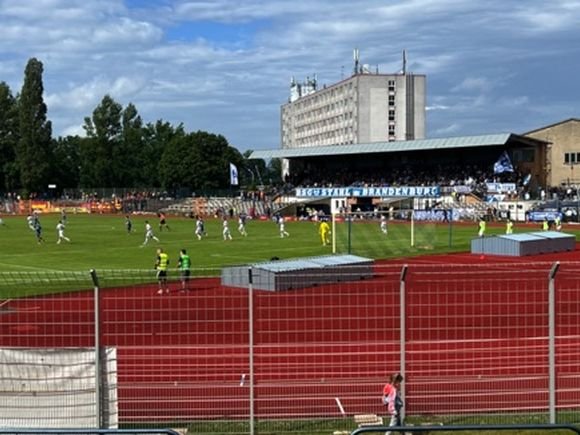 Stadion am Quenz/Alan Deamer