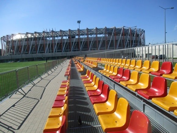 Stadion Miejski/Peterjon Cresswell